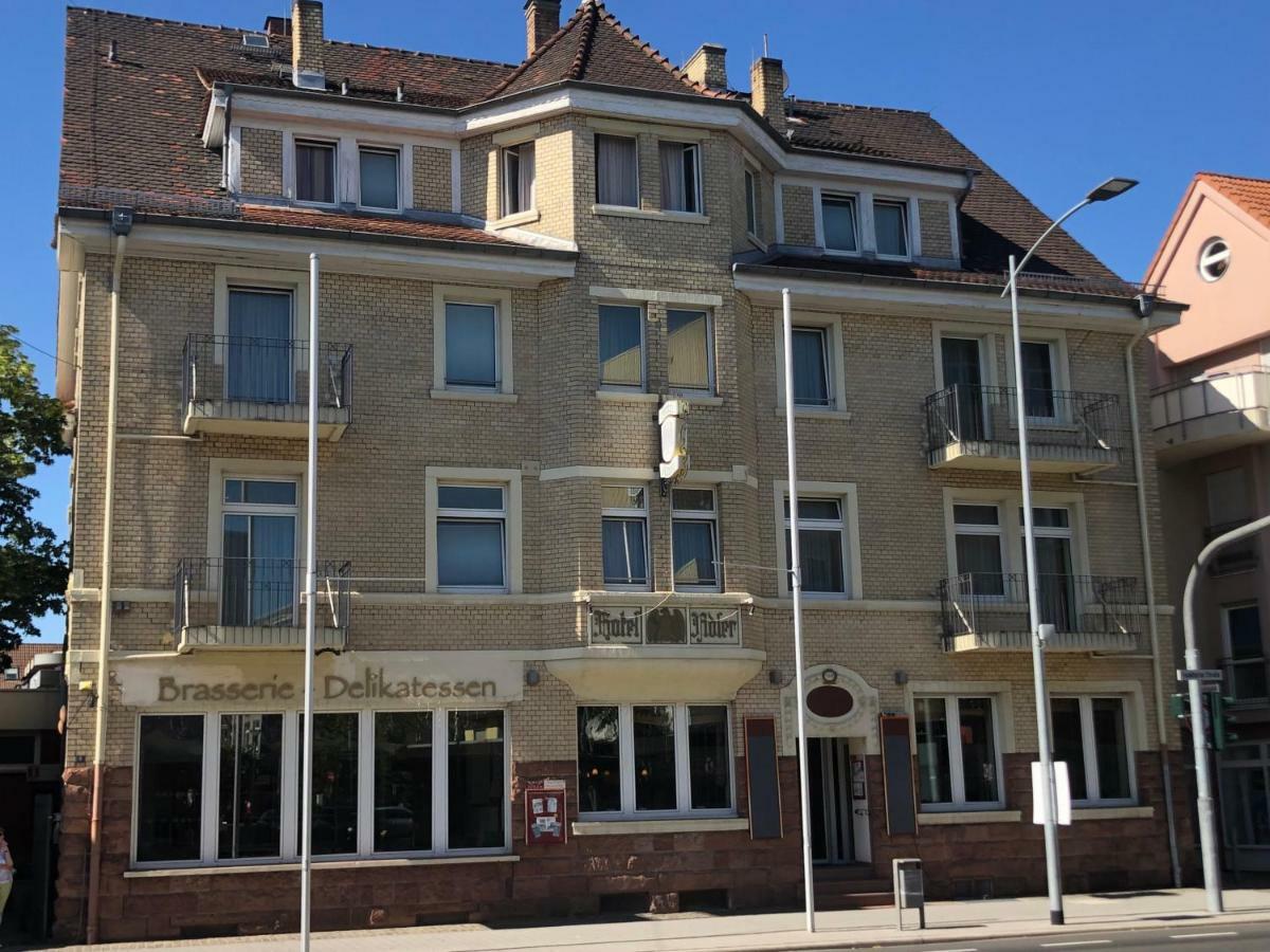 Hotel-Events Adlerpalast Rüsselsheim Buitenkant foto